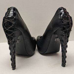 Rock&Republic black 7 Loretta chain Stilleto pumps